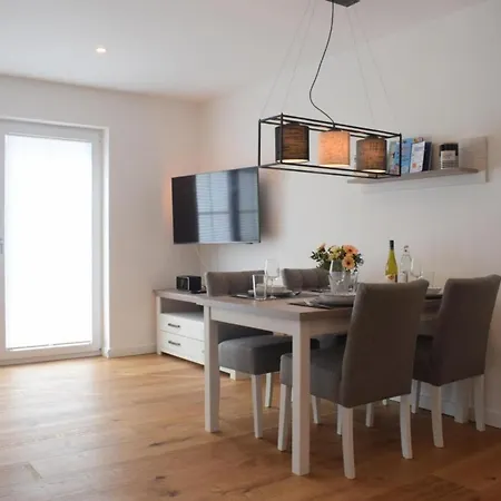 Brigg Im Haus Dreimaster, * Baltrum